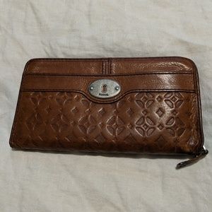 Leather Fossil wallet
